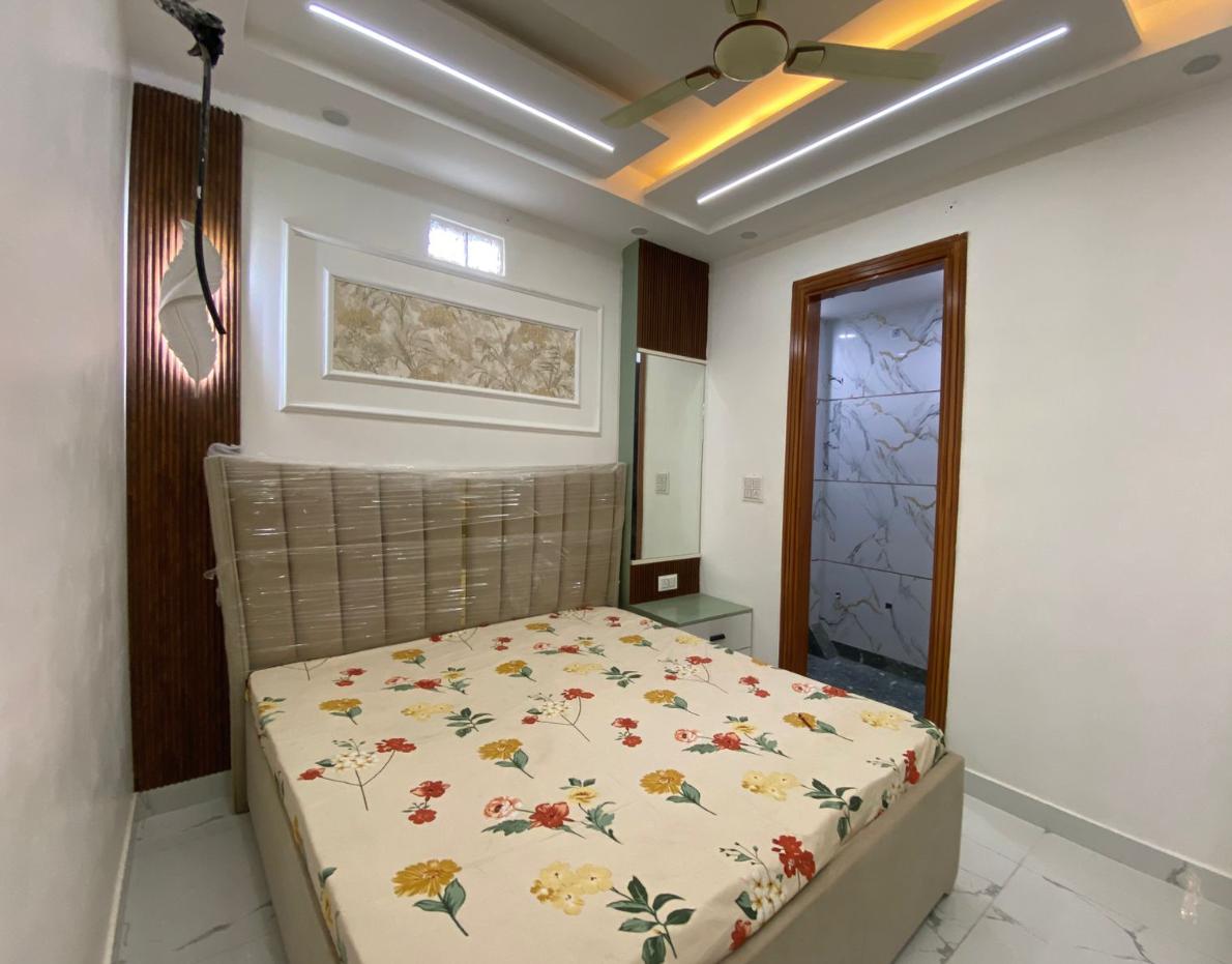 2 BHK Apartment in Veena Enclave, Delhi